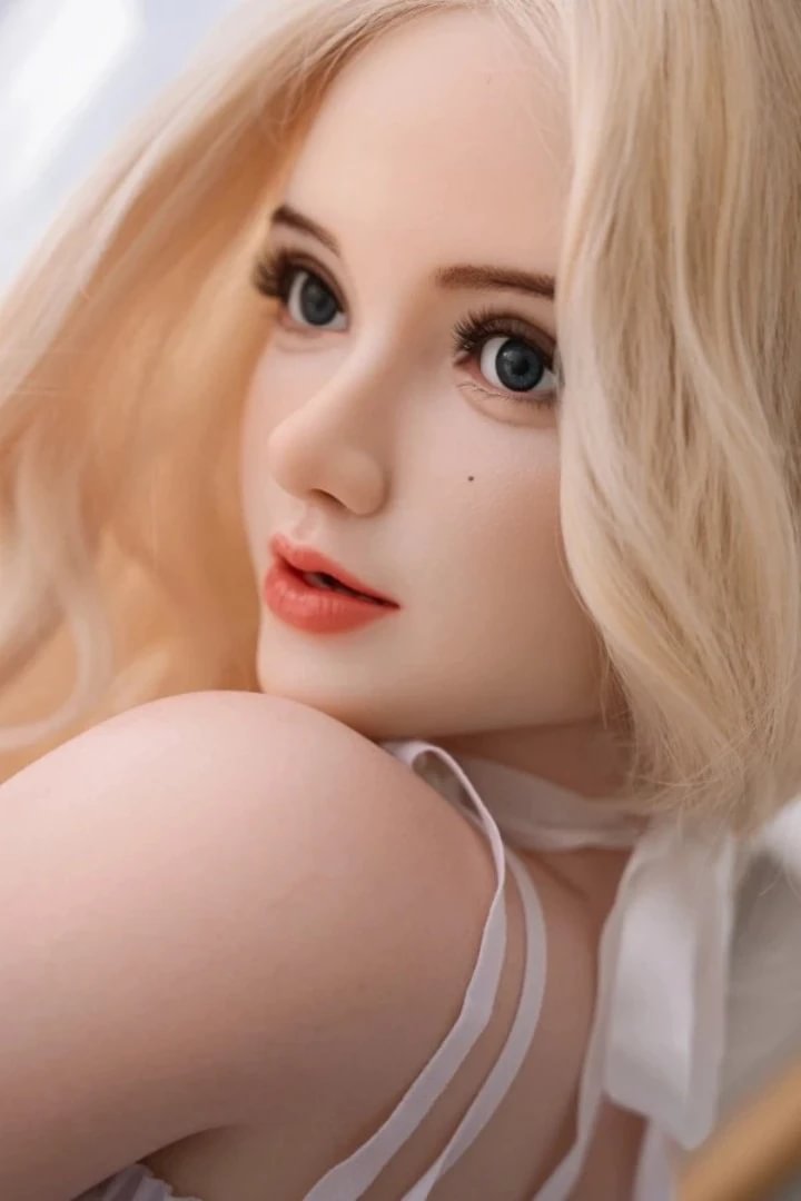 Alma:166 cm TPE Mittelgroße Brust Blond und Sexy Sexpuppe