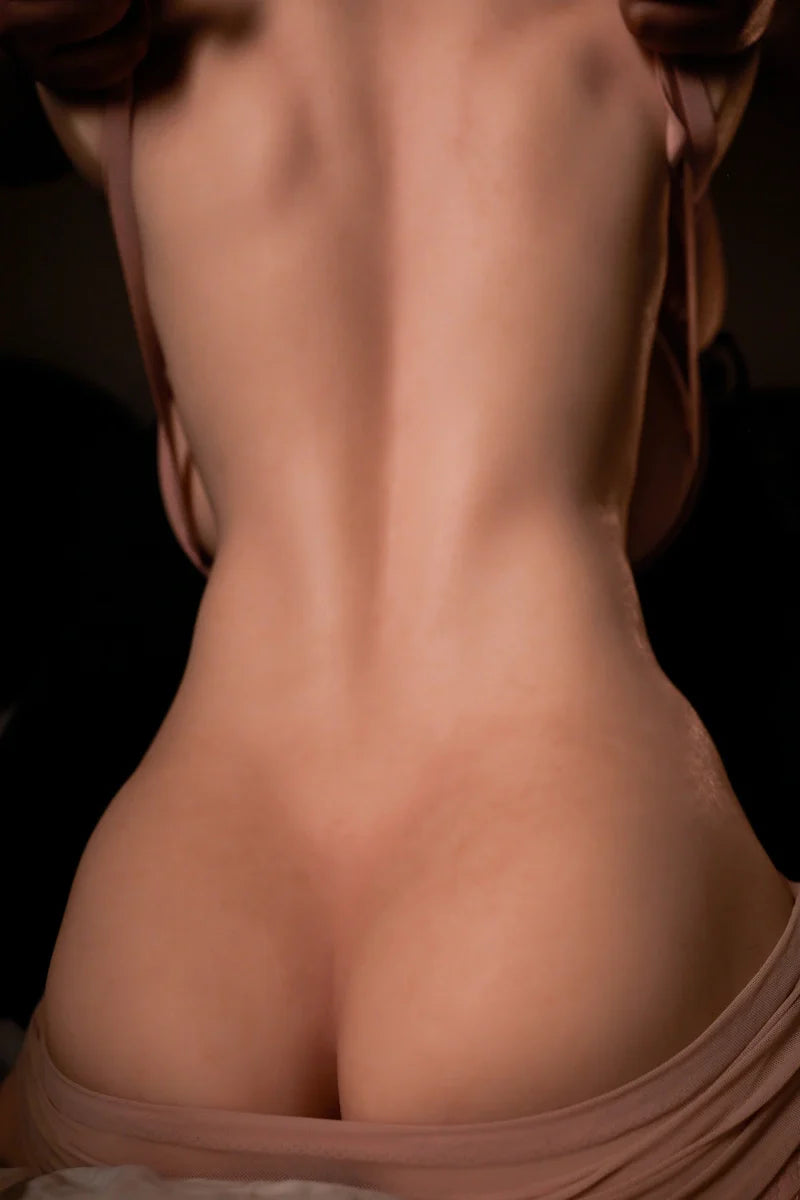 Maia: 14,5 kg, F-Cup, Ultraleichter Silikon-Sexpuppe Torso